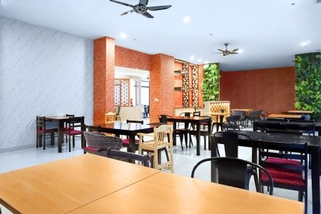 Thajsko Phuket Phoenix Karon Beach 12 dňový pobyt Raňajky Letecky Letisko: Viedeň December 2026 ( 1/12/26-12/12/26)