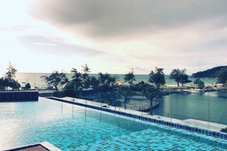 Thajsko Phuket Phoenix Karon Beach 12 dňový pobyt Raňajky Letecky Letisko: Viedeň December 2026 ( 1/12/26-12/12/26)