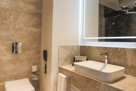 Turecko Alanya Serenity Queen 8 dňový pobyt Ultra All inclusive Letecky Letisko: Viedeň April 2026 ( 1/04/26- 8/04/26)