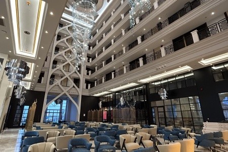 Turecko Alanya Serenity Queen 8 dňový pobyt Ultra All inclusive Letecky Letisko: Viedeň April 2026 ( 1/04/26- 8/04/26)