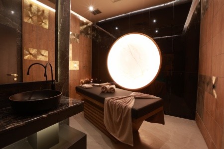 Turecko Alanya Serenity Queen 8 dňový pobyt Ultra All inclusive Letecky Letisko: Viedeň April 2026 ( 1/04/26- 8/04/26)