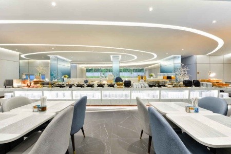 Thajsko Pattaya Centre Point Prime Hotel Pattaya 13 dňový pobyt Raňajky Letecky Letisko: Viedeň October 2025 (20/10/25- 1/11/25)