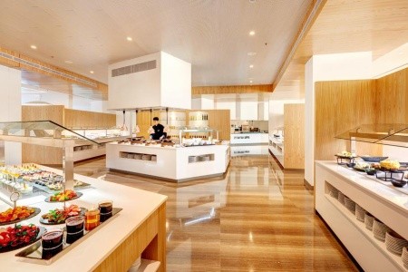 Španielsko Mallorca Hipotels Playa De Palma Palace 12 dňový pobyt Raňajky Letecky Letisko: Viedeň May 2026 ( 9/05/26-20/05/26)