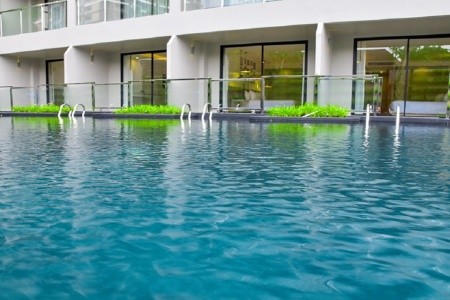 Thajsko Pattaya Golden Tulip Pattaya Beach Resort 9 dňový pobyt Polpenzia Letecky Letisko: Praha August 2026 (26/08/26- 3/09/26)