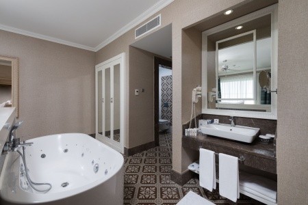 Rubi Platinum Spa Resort & Suites - 19