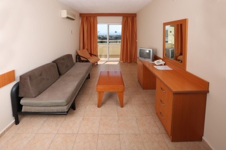 Tuntas Family Suites Kusadasi - 8