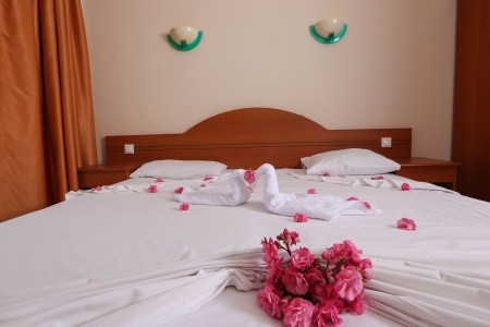 Tuntas Family Suites Kusadasi - 9