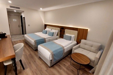 Turecko Side Side Moon Palace 15 dňový pobyt Ultra All inclusive Letecky Letisko: Katovice May 2026 (27/05/26-10/06/26)