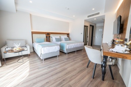 Turecko Side Side Moon Palace 15 dňový pobyt Ultra All inclusive Letecky Letisko: Katovice May 2026 (27/05/26-10/06/26)