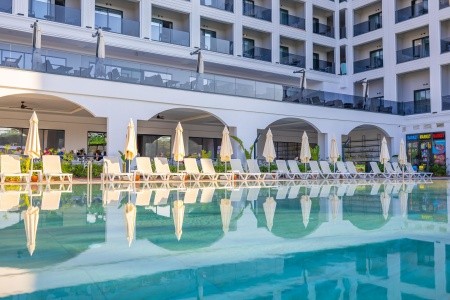 Turecko Side Side Moon Palace 15 dňový pobyt Ultra All inclusive Letecky Letisko: Katovice May 2026 (27/05/26-10/06/26)