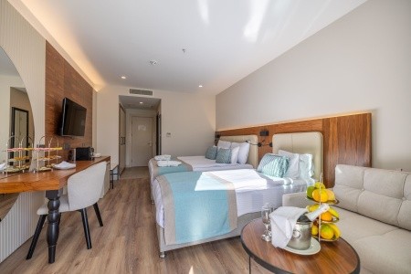 Turecko Side Side Moon Palace 15 dňový pobyt Ultra All inclusive Letecky Letisko: Katovice May 2026 (27/05/26-10/06/26)