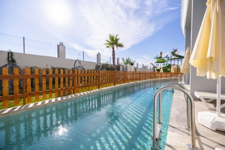 Turecko Side Side Moon Palace 15 dňový pobyt Ultra All inclusive Letecky Letisko: Katovice May 2026 (27/05/26-10/06/26)