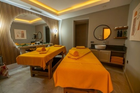 Turecko Side Side Moon Palace 15 dňový pobyt Ultra All inclusive Letecky Letisko: Katovice May 2026 (27/05/26-10/06/26)