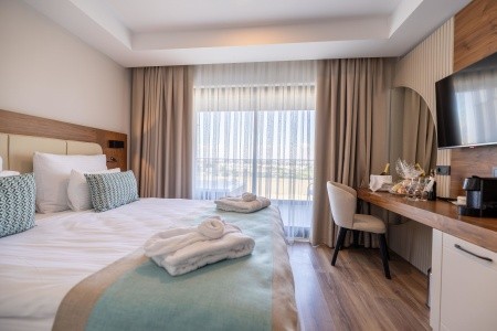 Turecko Side Side Moon Palace 15 dňový pobyt Ultra All inclusive Letecky Letisko: Katovice May 2026 (27/05/26-10/06/26)