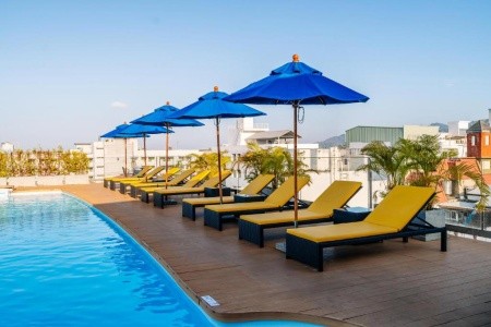 Thajsko Phuket Days Inn By Wyndham Patong Beach Phuket 9 dňový pobyt Raňajky Letecky Letisko: Viedeň December 2026 (14/12/26-22/12/26)