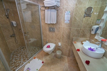 Turecko Side Linda Resort 7 dňový pobyt All Inclusive Letecky Letisko: Praha April 2026 (26/04/26- 2/05/26)