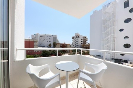 Španielsko Mallorca Iberostar Waves Bahia De Palma (Ex  Royal Cupido) 6 dňový pobyt Raňajky Letecky Letisko: Viedeň October 2025 ( 3/10/25- 8/10/25)