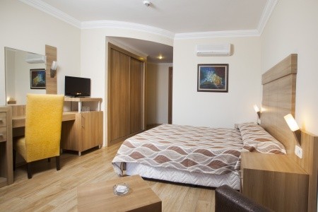 Turecko Side Club Side Coast 5 dňový pobyt All Inclusive Letecky Letisko: Praha June 2026 (26/06/26-30/06/26)