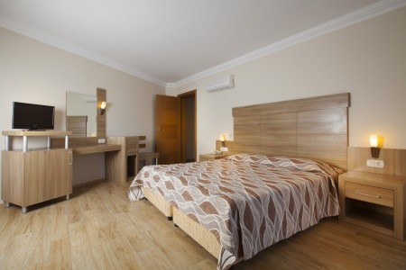 Turecko Side Club Side Coast 5 dňový pobyt All Inclusive Letecky Letisko: Praha June 2026 (26/06/26-30/06/26)