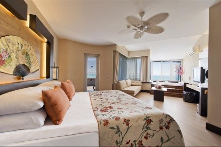 Limak Lara Deluxe Resort - 12