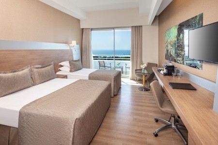 Concorde Deluxe Resort - 13