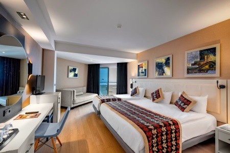 Long Beach Resort & Spa - 15