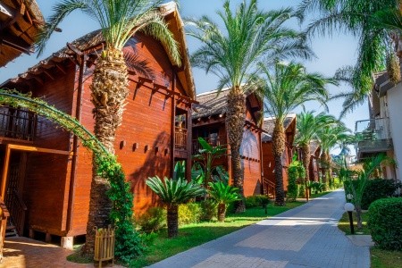 Long Beach Resort & Spa - 28