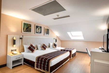 Long Beach Resort & Spa - 53