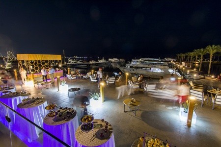 Egypt Hurghada Continental Resort Hurghada 6 dňový pobyt Ultra All inclusive Letecky Letisko: Viedeň December 2025 ( 7/12/25-12/12/25)