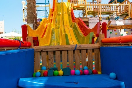 Minamark Beach Resort - 61