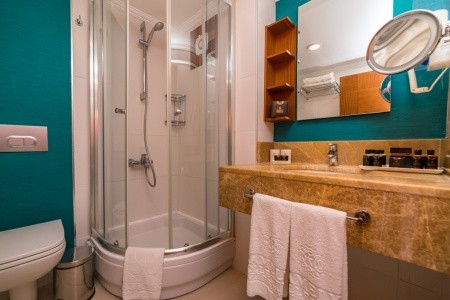 Kamelya Aishen K Club - 10