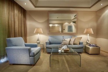 Rodos Park Suites & Spa - 11