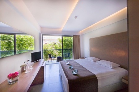 Oktober Downtown Rooms - 3