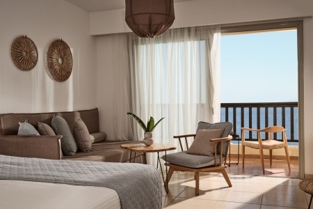 Sea Side Resort & Spa - 13