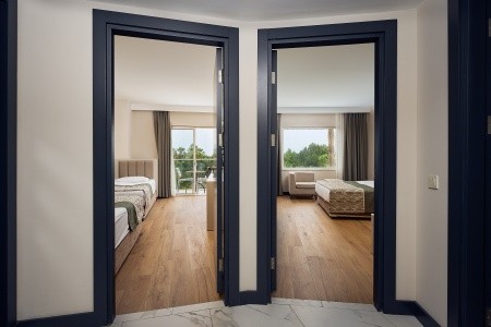 Seaden Sea World Resort & Spa - 13