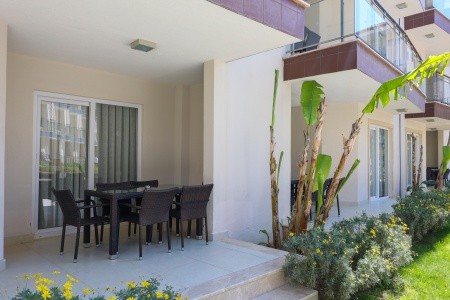 Ramada Hotel & Suites By Wyndham - 27