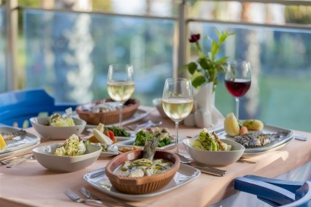 Turecko Turecká riviéra Holiday Park Resort 11 dňový pobyt Ultra All inclusive Letecky Letisko: Praha May 2026 (14/05/26-24/05/26)