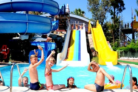 Turecko Turecká riviéra Holiday Park Resort 11 dňový pobyt Ultra All inclusive Letecky Letisko: Praha May 2026 (14/05/26-24/05/26)