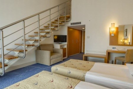 Turecko Turecká riviéra Crystal Admiral Resort & Spa 7 dňový pobyt Ultra All inclusive Letecky Letisko: Praha June 2026 ( 5/06/26-11/06/26)