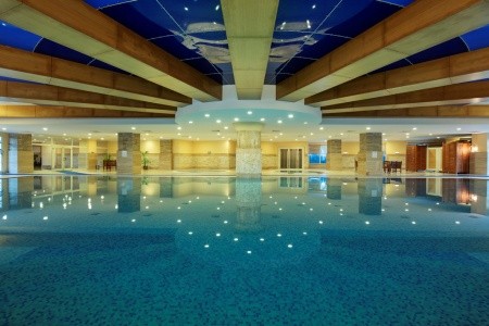 Turecko Turecká riviéra Crystal Admiral Resort & Spa 7 dňový pobyt Ultra All inclusive Letecky Letisko: Praha June 2026 ( 5/06/26-11/06/26)