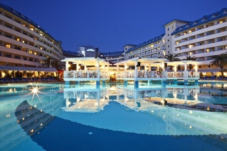 Turecko Turecká riviéra Crystal Admiral Resort & Spa 7 dňový pobyt Ultra All inclusive Letecky Letisko: Praha June 2026 ( 5/06/26-11/06/26)