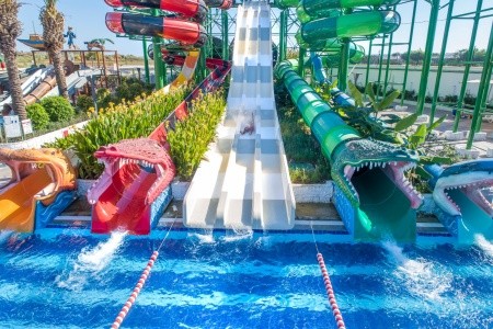 Turecko Turecká riviéra Crystal Admiral Resort & Spa 7 dňový pobyt Ultra All inclusive Letecky Letisko: Praha June 2026 ( 5/06/26-11/06/26)