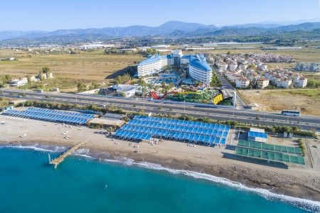 Turecko Turecká riviéra Crystal Admiral Resort & Spa 7 dňový pobyt Ultra All inclusive Letecky Letisko: Praha June 2026 ( 5/06/26-11/06/26)