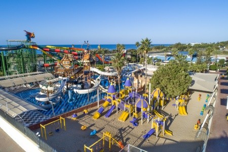 Turecko Turecká riviéra Crystal Admiral Resort & Spa 7 dňový pobyt Ultra All inclusive Letecky Letisko: Praha June 2026 ( 5/06/26-11/06/26)