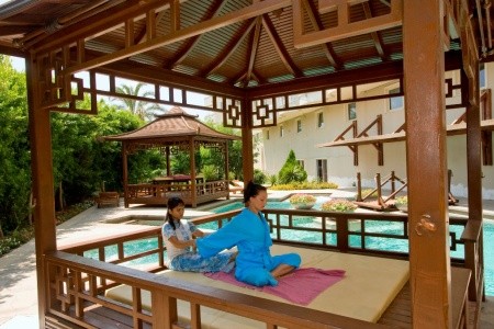 Turecko Turecká riviéra Crystal Admiral Resort & Spa 7 dňový pobyt Ultra All inclusive Letecky Letisko: Praha June 2026 ( 5/06/26-11/06/26)