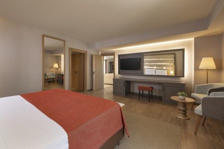 Turecko Belek Sirene Belek Golf & Wellnes Hotel 7 dňový pobyt Ultra All inclusive Letecky Letisko: Praha May 2026 ( 2/05/26- 8/05/26)