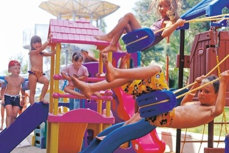 Paloma Perissia - 30