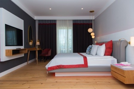 Lara Barut Collection - 90