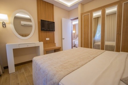 Turecko Kusadasi Kustur Club Holiday Village 9 dňový pobyt Ultra All inclusive Letecky Letisko: Viedeň June 2026 (27/06/26- 5/07/26)
