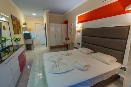 Grecian Fantasia Resort - 6